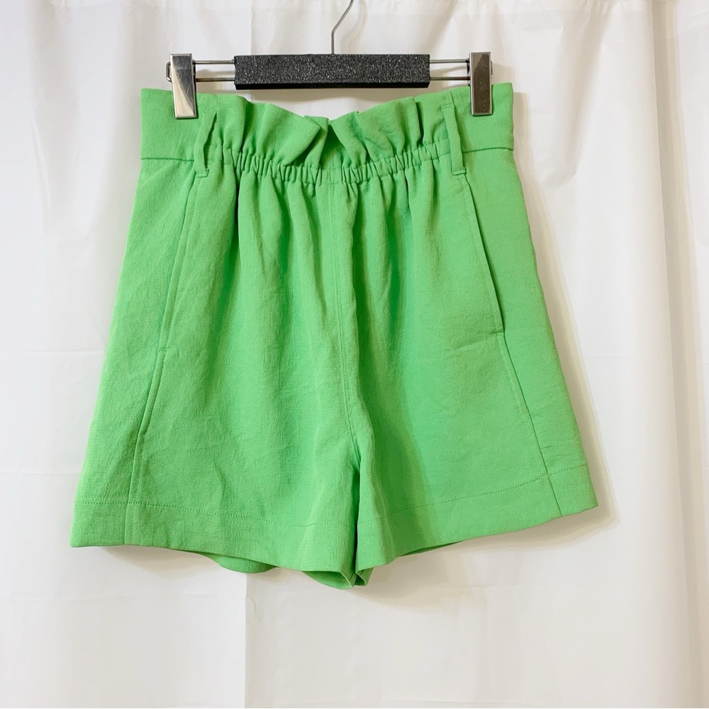 Wilfred Lime Green Paperbag Shorts Size 6 (Missing the Tie)